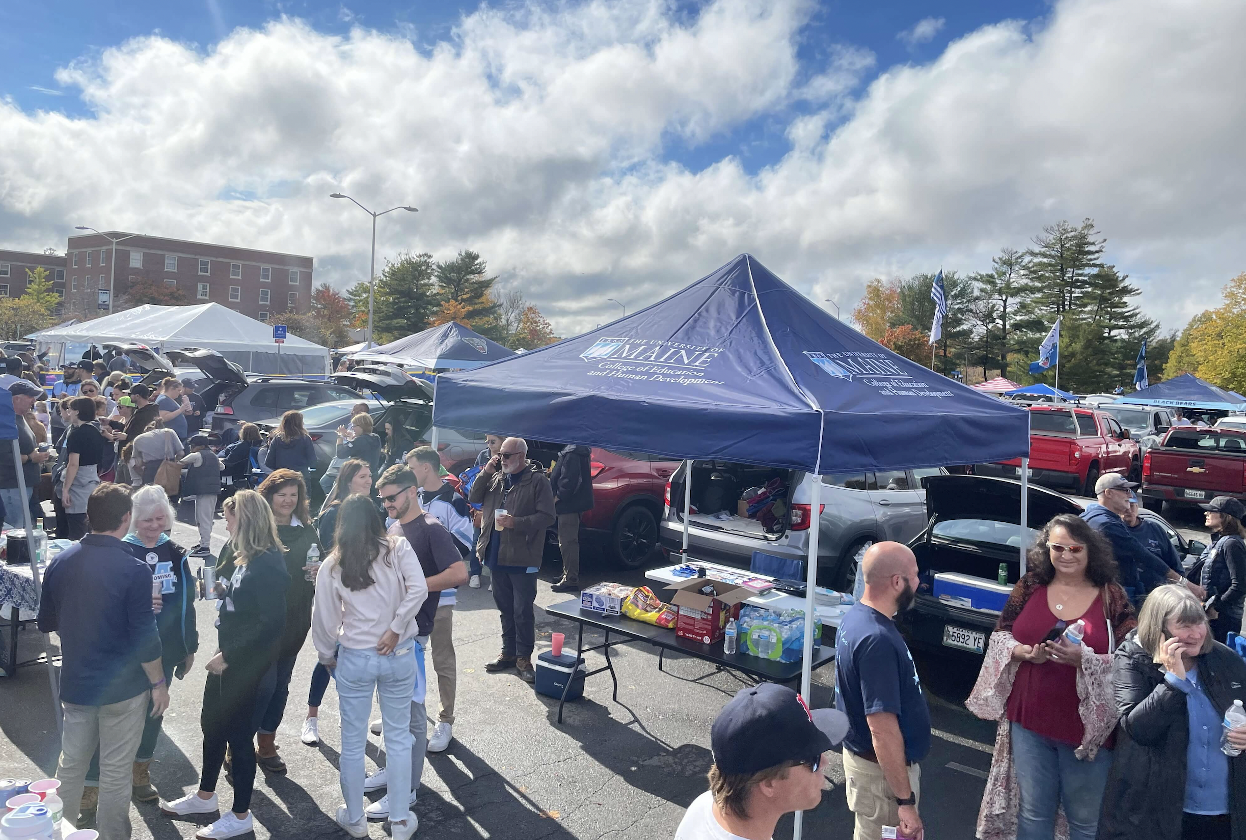 COEHD Alumni and Friends Homecoming Tailgate – Saturday 10am-1pm