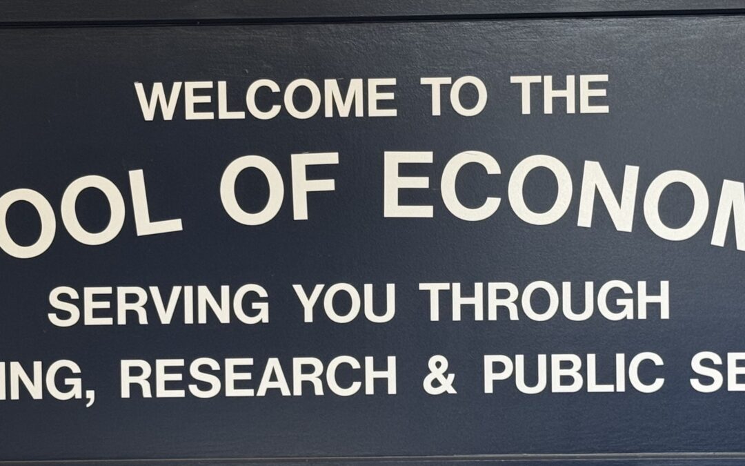 School of Economics Homecoming Party – Friday, 7:00–9:00pm